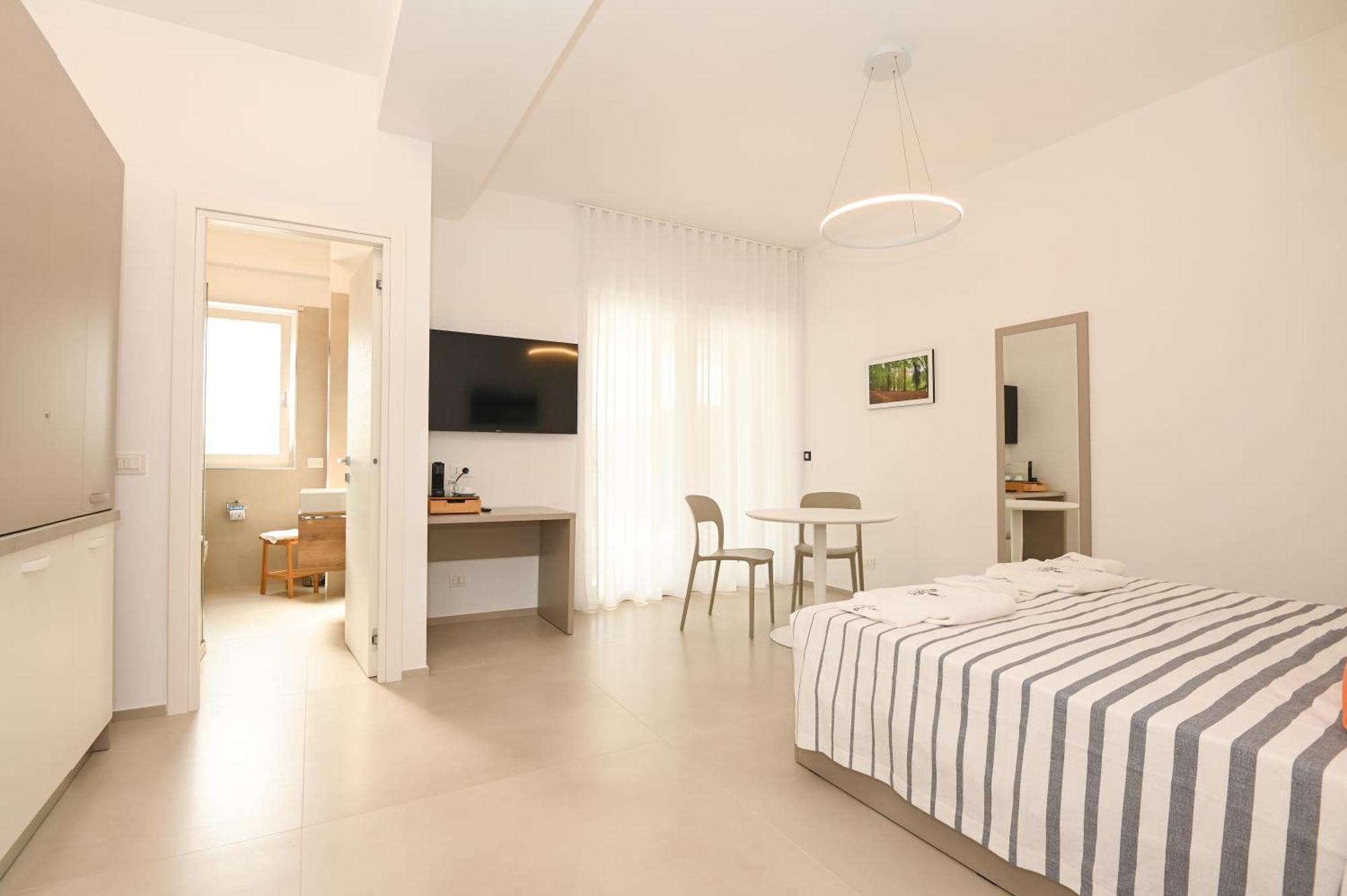 Agora Vieste Rooms & Apartments エクステリア 写真