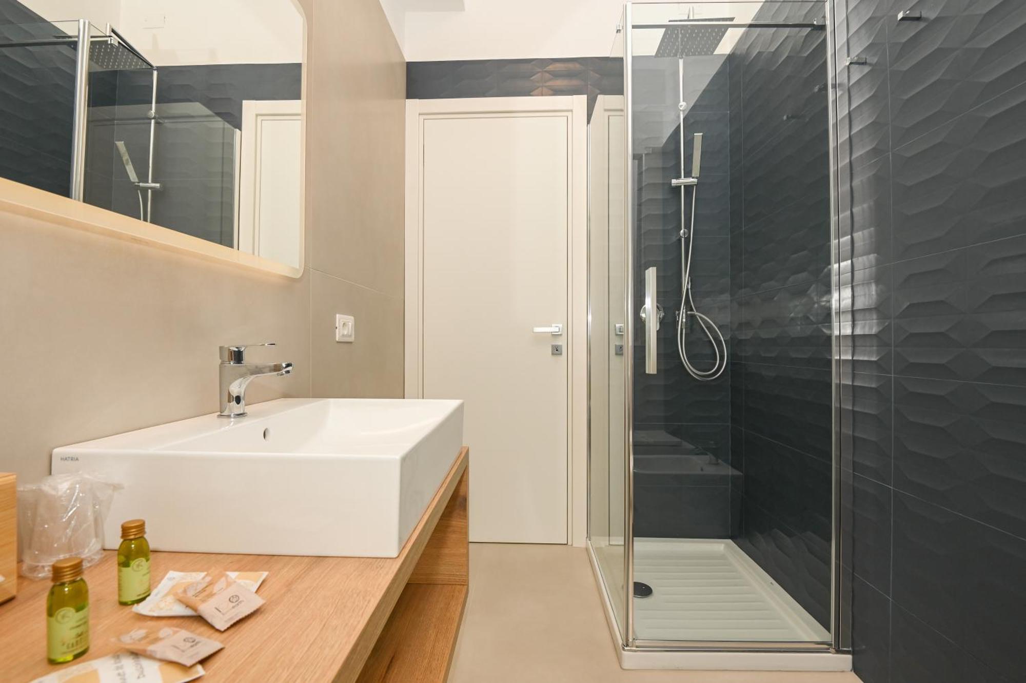 Agora Vieste Rooms & Apartments エクステリア 写真