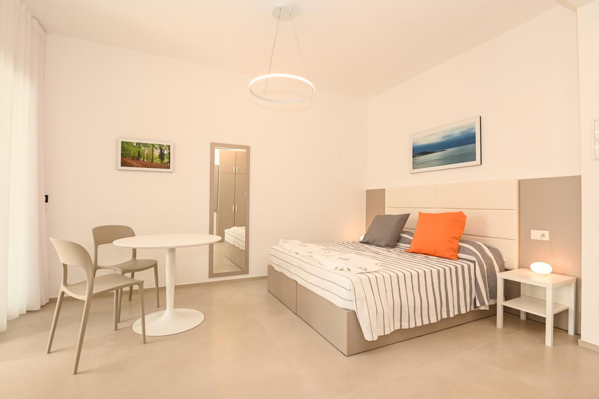 Agora Vieste Rooms & Apartments エクステリア 写真