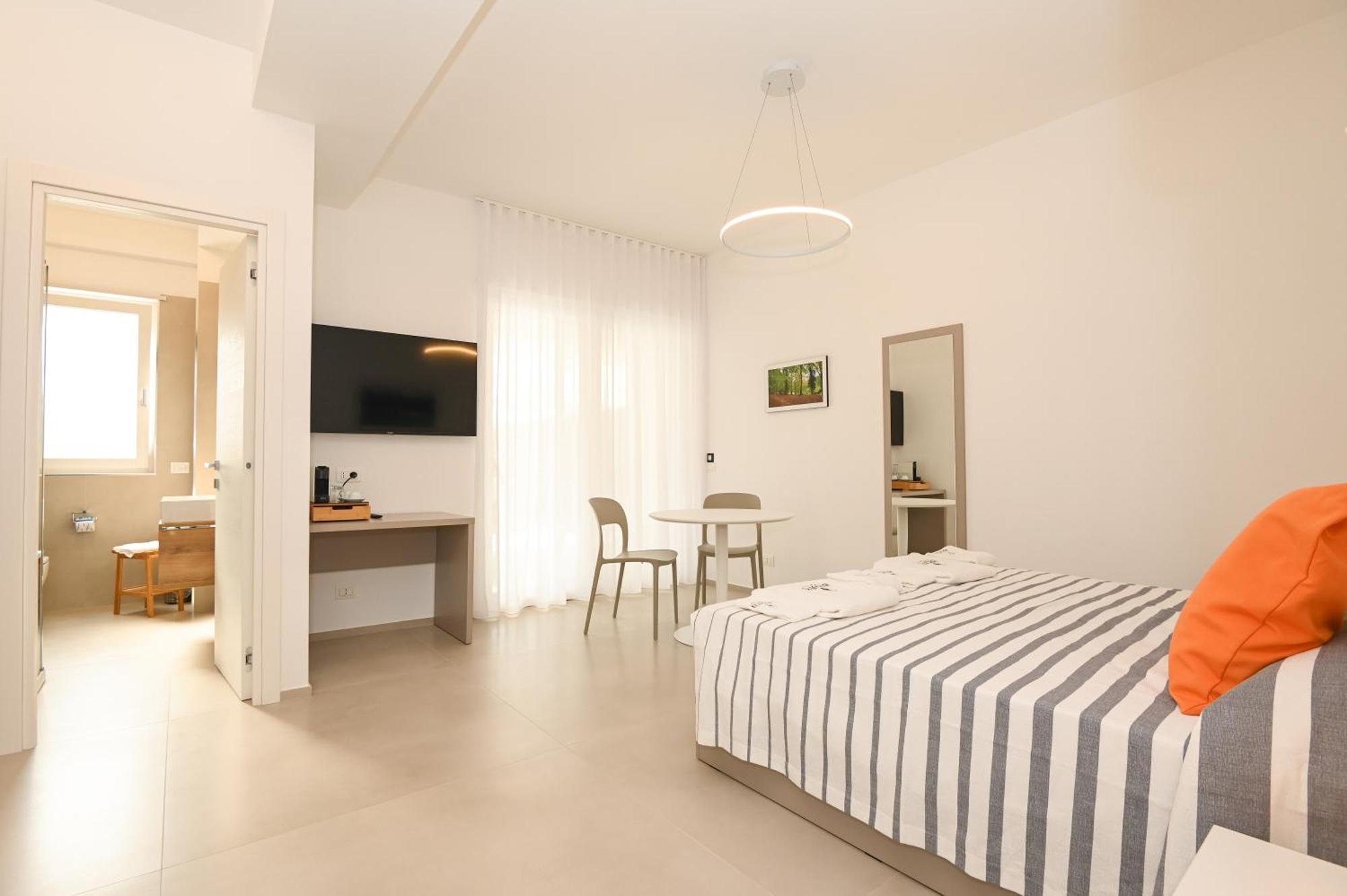 Agora Vieste Rooms & Apartments エクステリア 写真